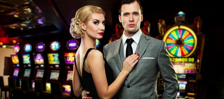 What Clothes to Dress at Famous World Casinos